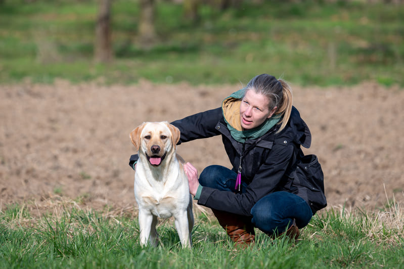 Dr. Valerie Hofe Mobile Tierarztpraxis Tierärztliche Verhaltenstherapie Positives Hundetraining